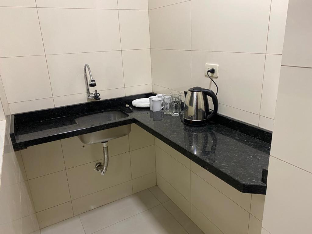 Espana Suites Hotel سيوداد ديل إستي المظهر الخارجي الصورة